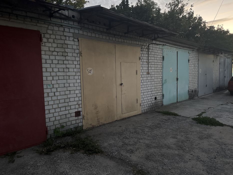 Гараж капитальний а/к Карбюратор, центр
