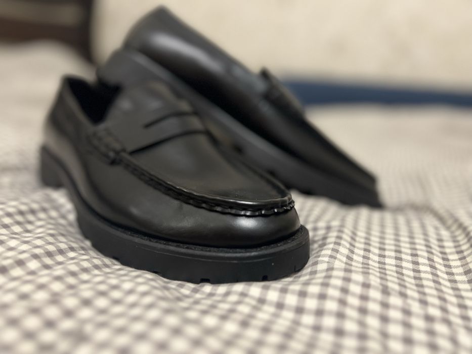 Чоловічі лофери Zara