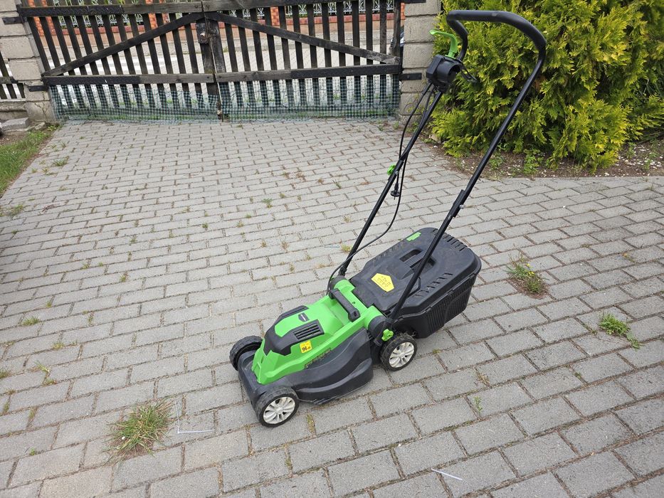 Kosiarka elektryczna kosz 30L 2100W MALTEC