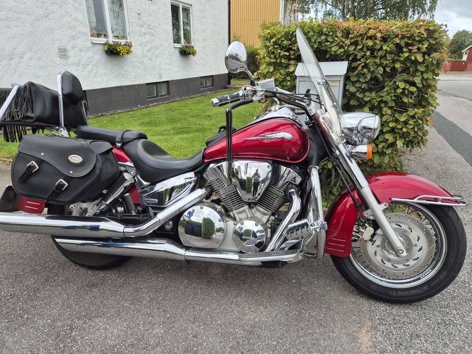 14000km Honda shadow  1100 nowy model europa zobacz piękny