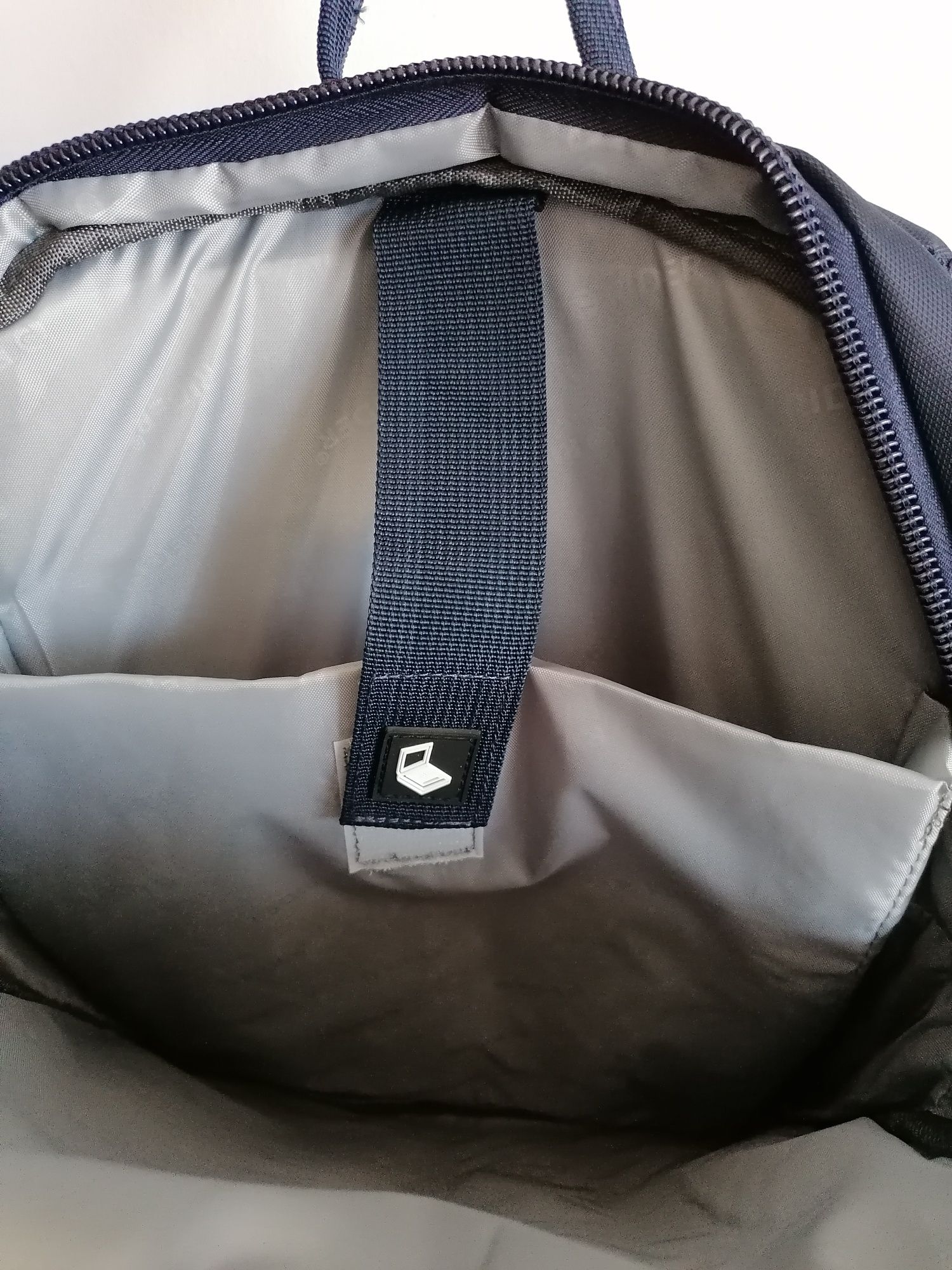 Mochila  de computador Rider impermeável, nova