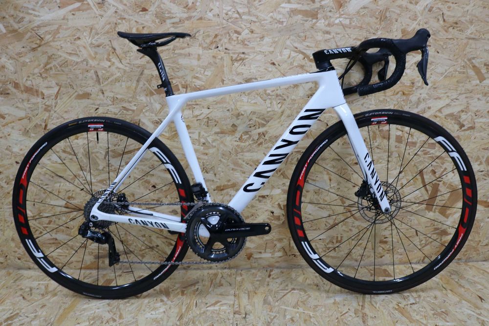 Bicicleta disco topo de gama Canyon Ultimate CF SLX - Dura Ace Di2