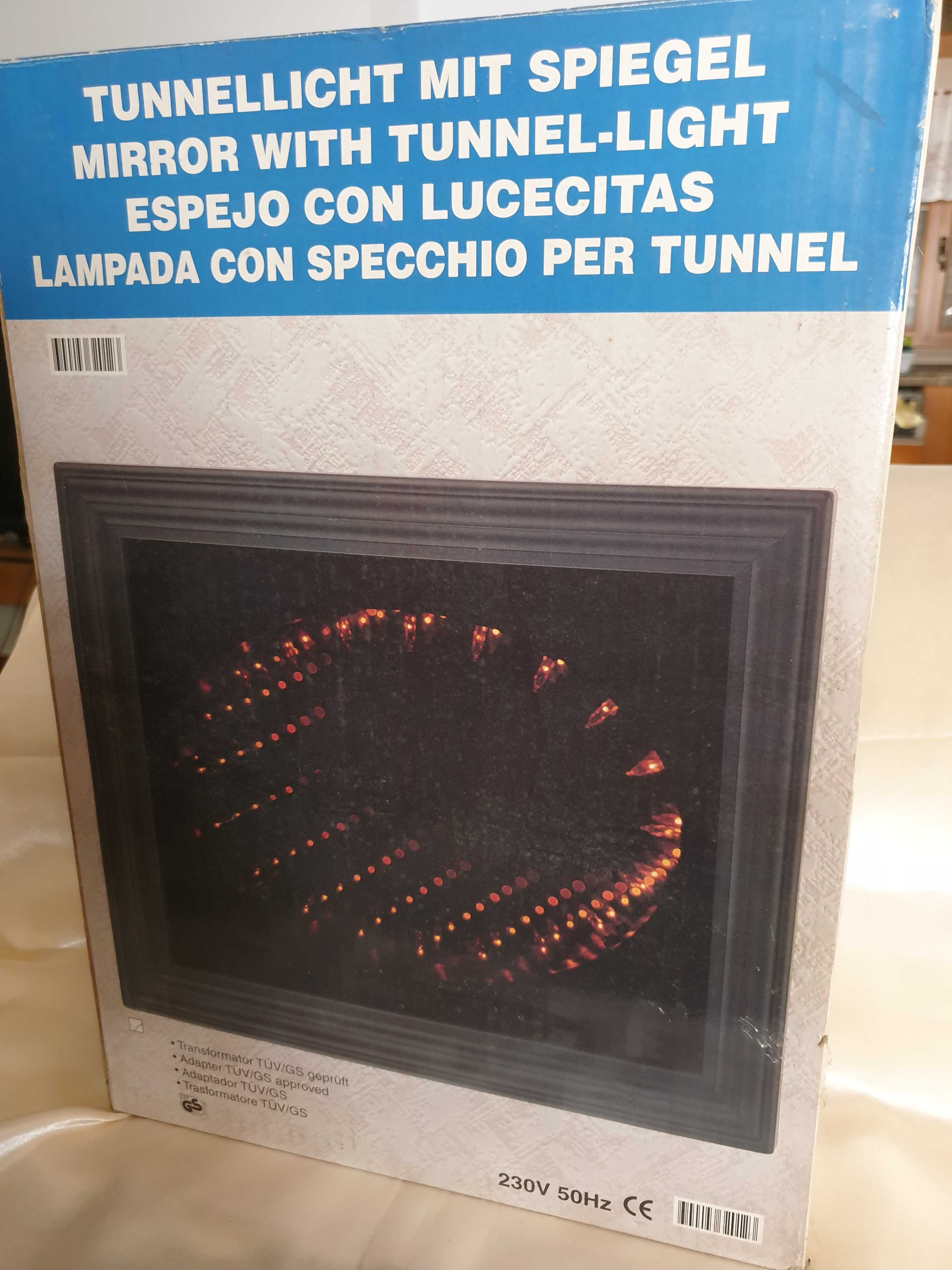 Espelho com luzes • Túnel infinito 3D