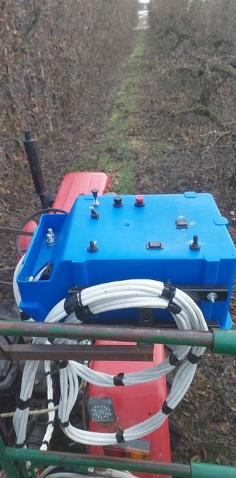 Platforma sadownicza balkon hydraulicznie rozkładany ze sterowaniem