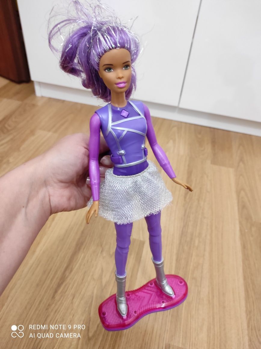 Barbie gwiezdna przygoda -surferka