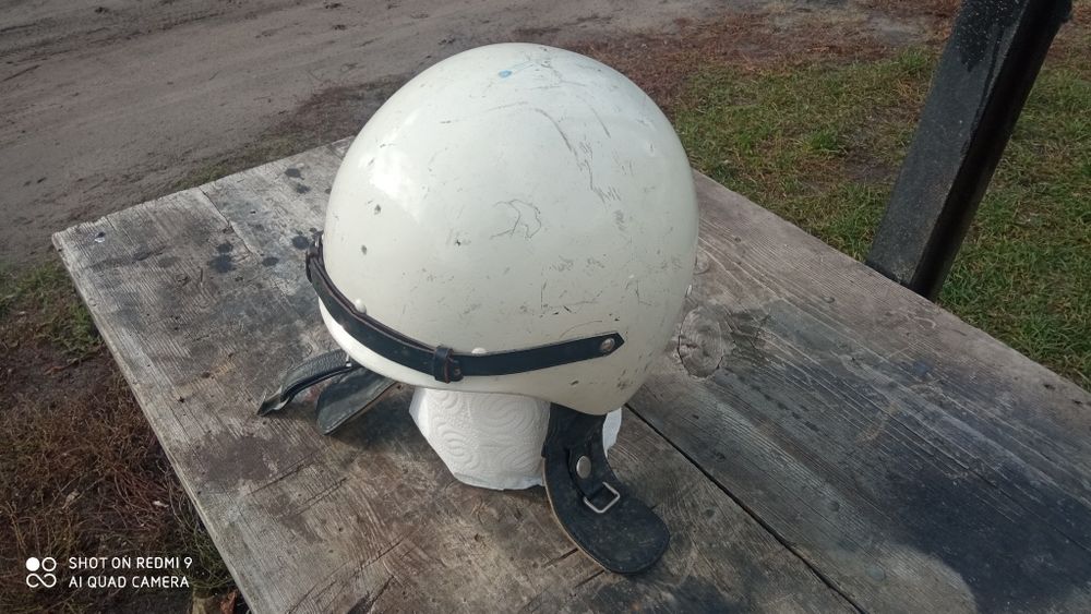 Kask motocyklowy z okresu PRL-u WSK, Wfm, Junak