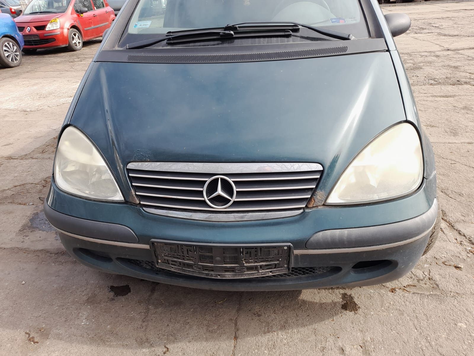 Mercedes A klasa 2002r. 1.7 diesel 70kw/95KM maska 179