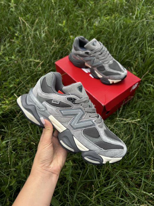 New Balance 9060 dark grey 41-45 чоловічі