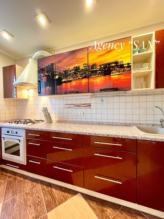 Здаю в оренду квартиру в Центрі вул. Новомістенська