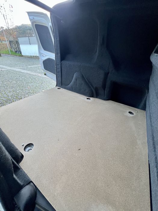 Peugeot Partner 1.6 Hdi 100cv GPS/3Lug./AC