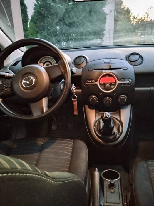 Mazda 2 rocznik 2008