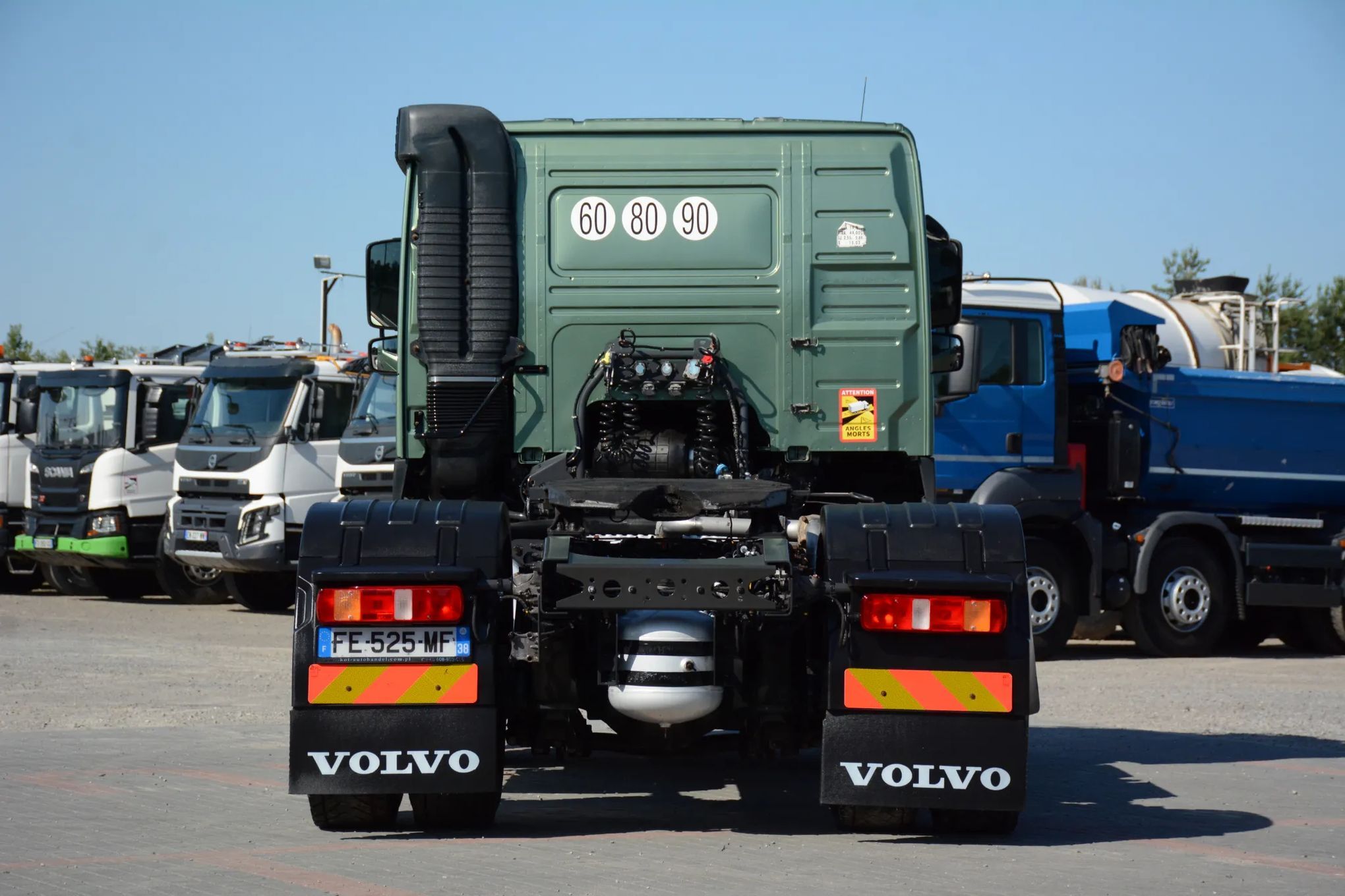Volvo FM 450 / 2019 r / EURO 6 / Kompresor do wydmuchu / Mała waga / NAVI / Niski przebieg  Volvo FM 450 / 2019r / Kompresor / NAVI / 6600kg /Niski przebieg