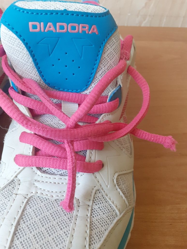 Buty sportowe damskie Diadora