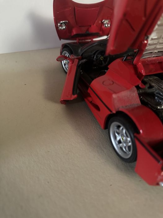Ferrari F50 escala 1:18
