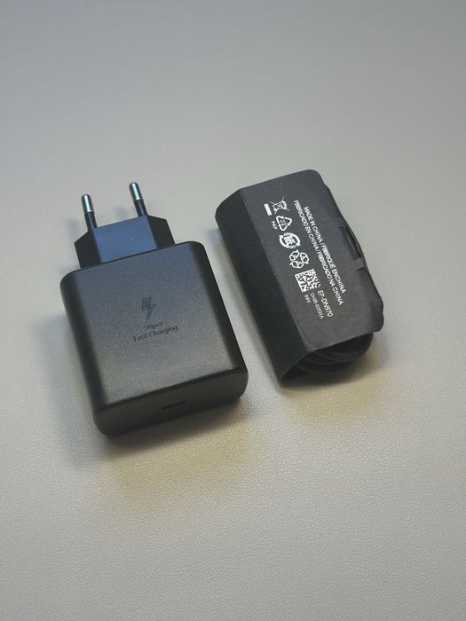 Samsung 45W, Зарядний пристрій, зарядка