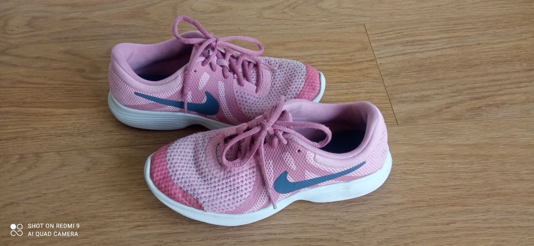 Buty sportowe, Nike rozm. 36