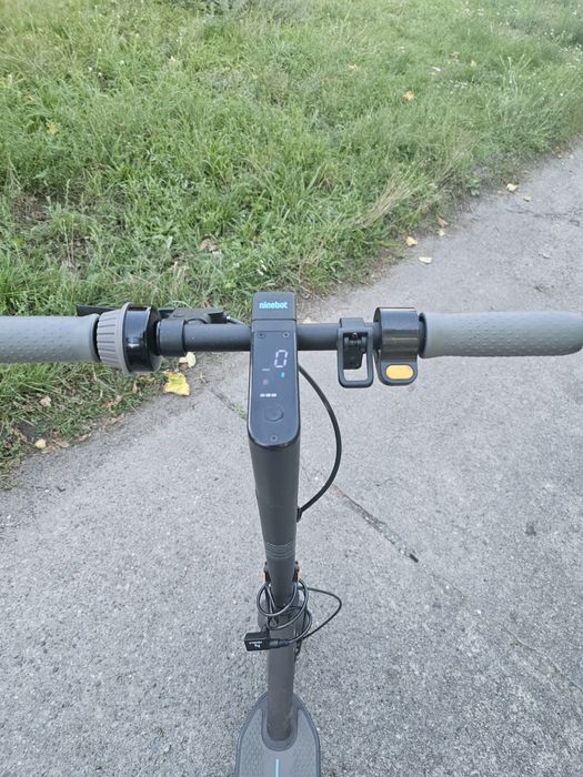 Hulajnoga elektryczne segway ninebot