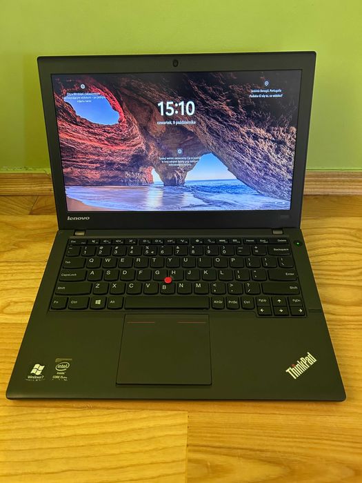 Laptop Lenovo ThinkPad X240, i5, SSD 250GB, 8GB RAM ,2 baterie, stacja