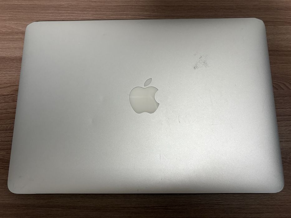 Apple MacBook Air 13 a1466 i5/8gb/128gb ноутбук