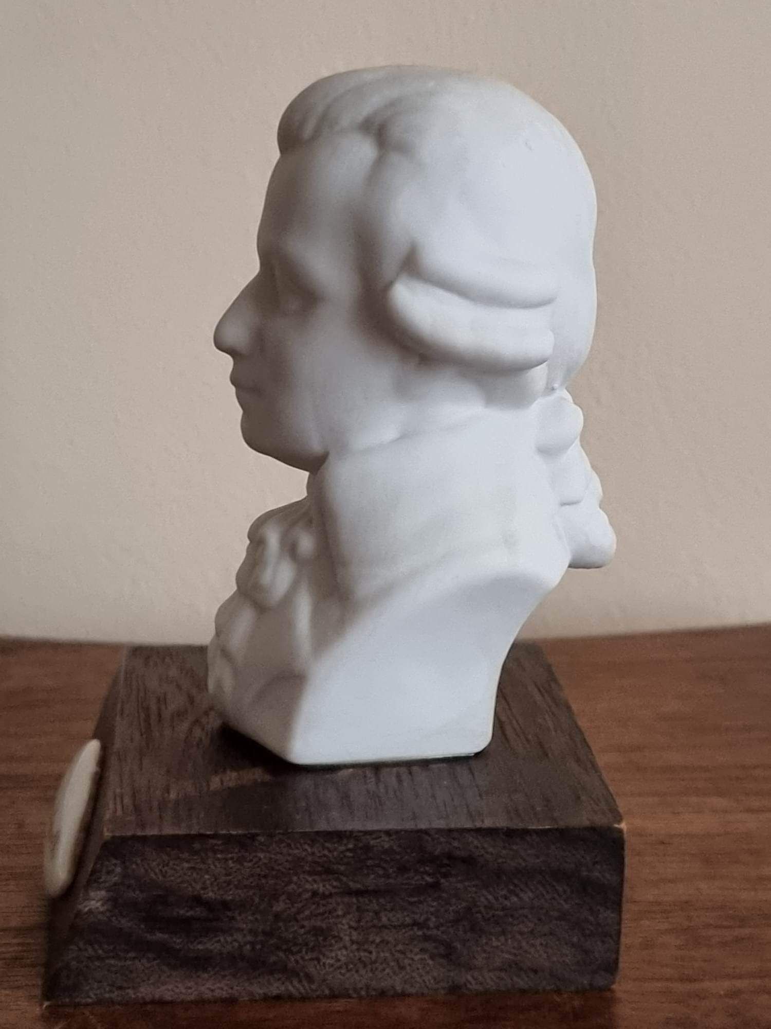 Mozart- Popiersie- Porzellan - Figurka