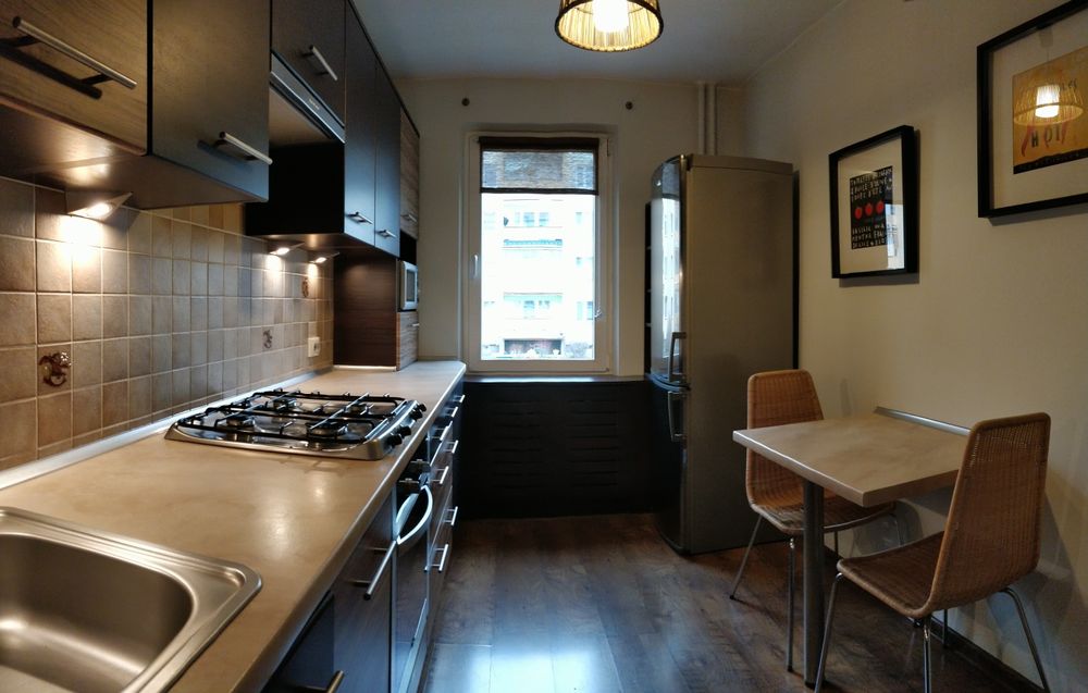 3 pokoje, oddzielna kuchnia. 60 M2. Prądnik Czerwony