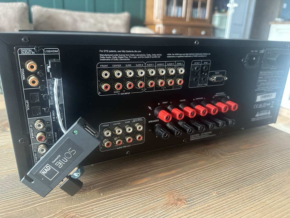 Amplituner NAD T758 V3i