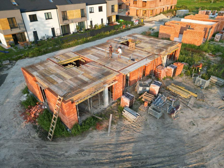 Wynajem szalunków ścienne i stropowe