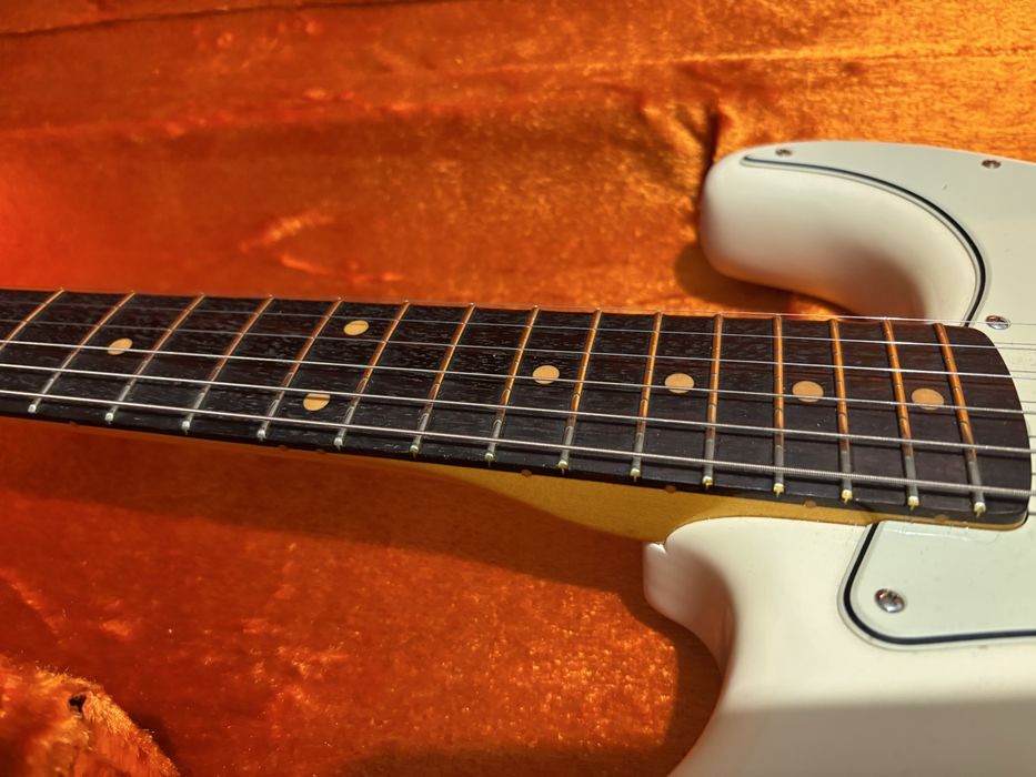 Fender American Vintage II 1961 Stratocaster RW Olympic White