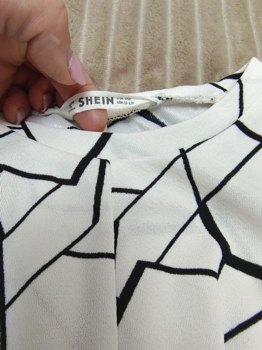 Топ укорочений "SHEIN"