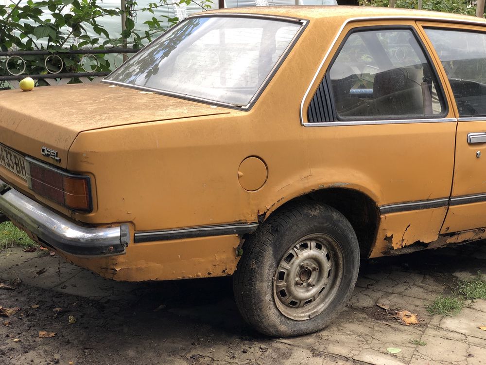 Продам на реставрацію або запчастини