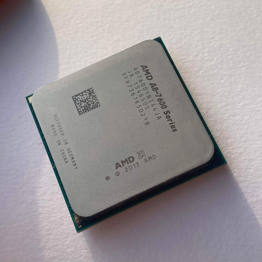 Wydajny procesor AMD A8-7600 Series