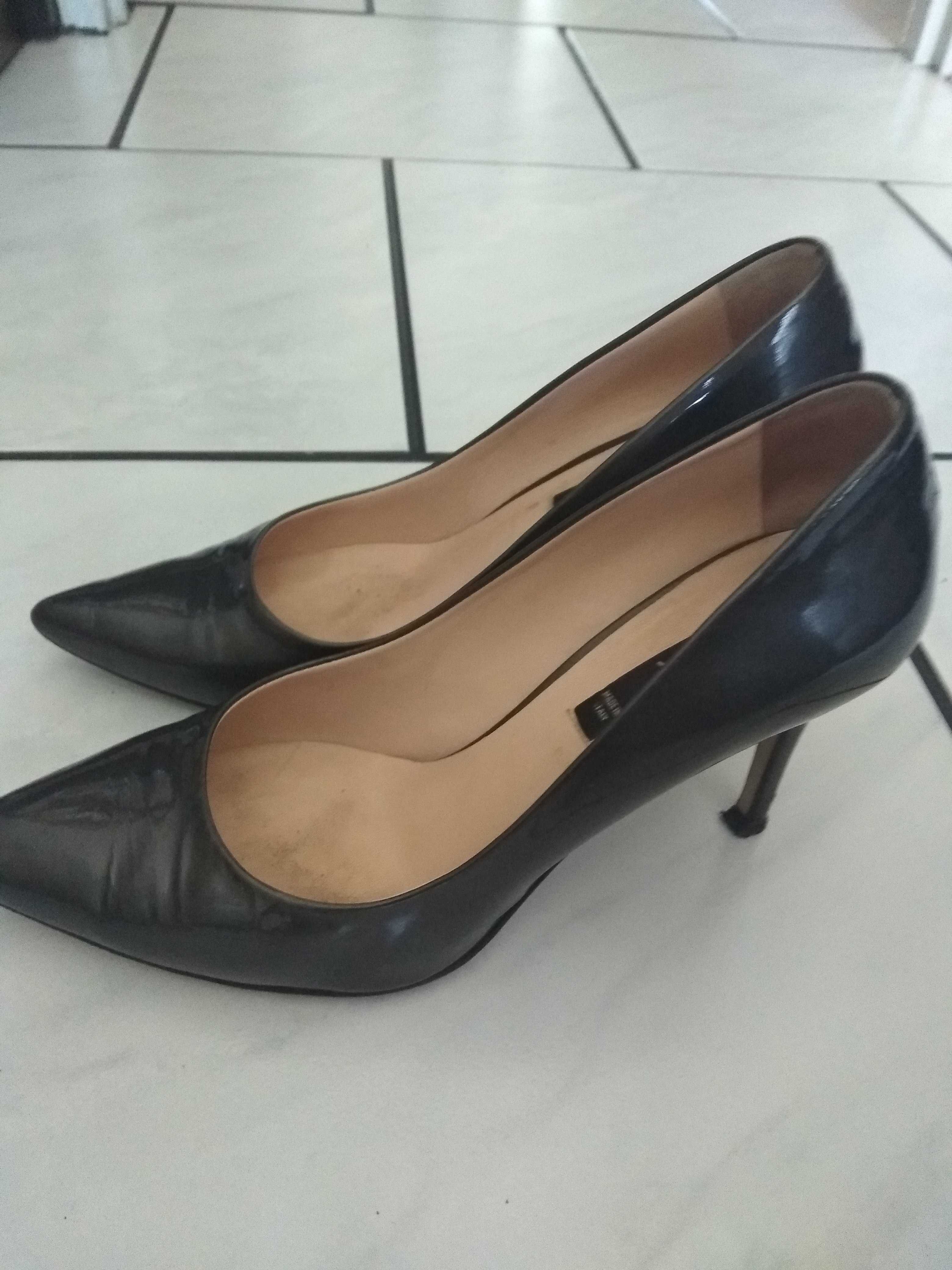 Buty  damskie szpilki roz.38