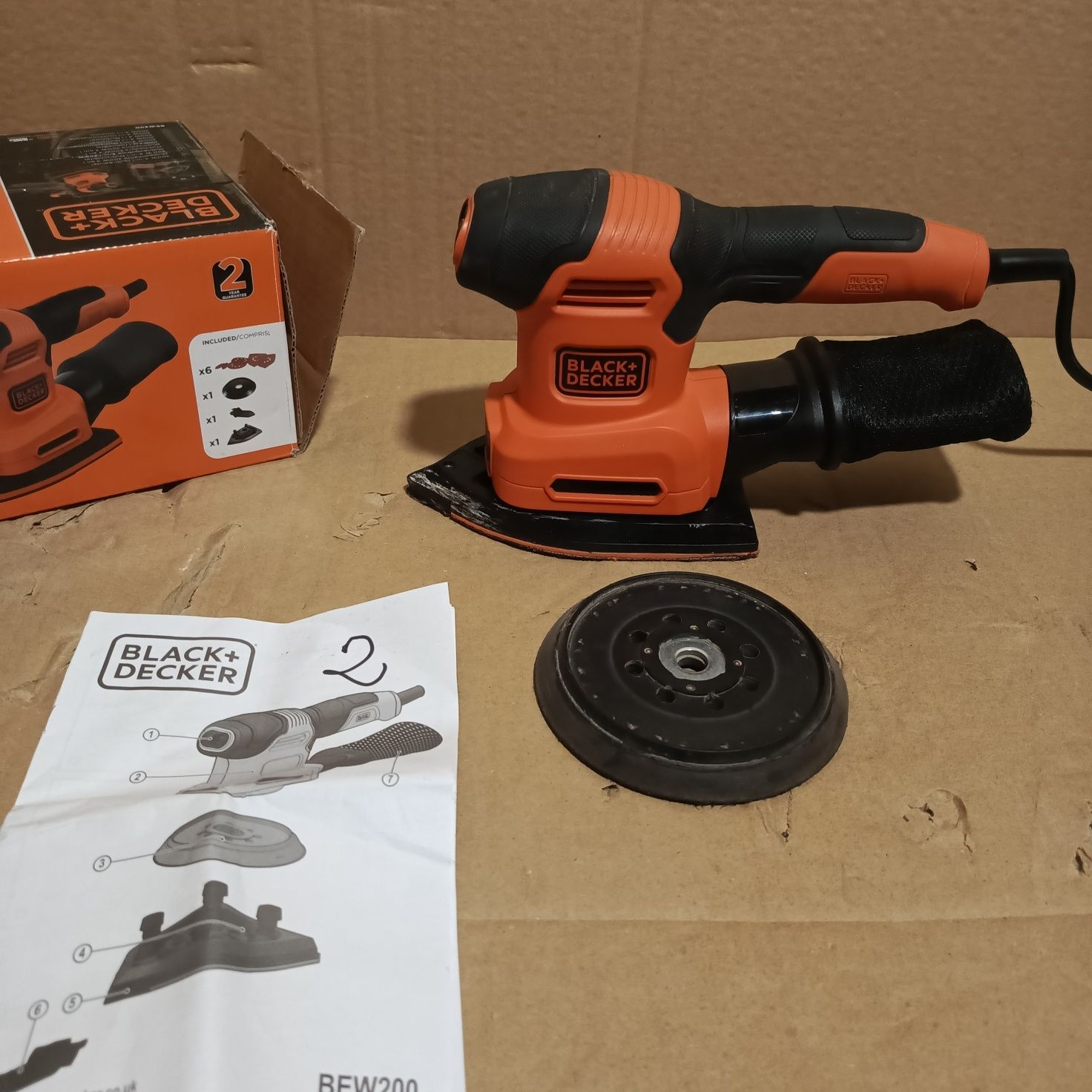 Szlifierka oscylacyjna mimośrodowa delta Black decker bew 200