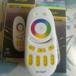 Pilot Mi-Light FUT096 RGB/RGBW - 4 strefy 2 szt.