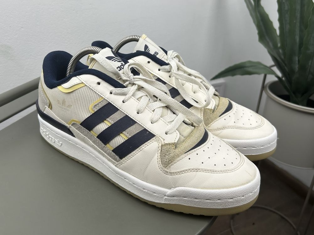 Оригінал! Кросівки Adidas Forum 43 розмір 03638