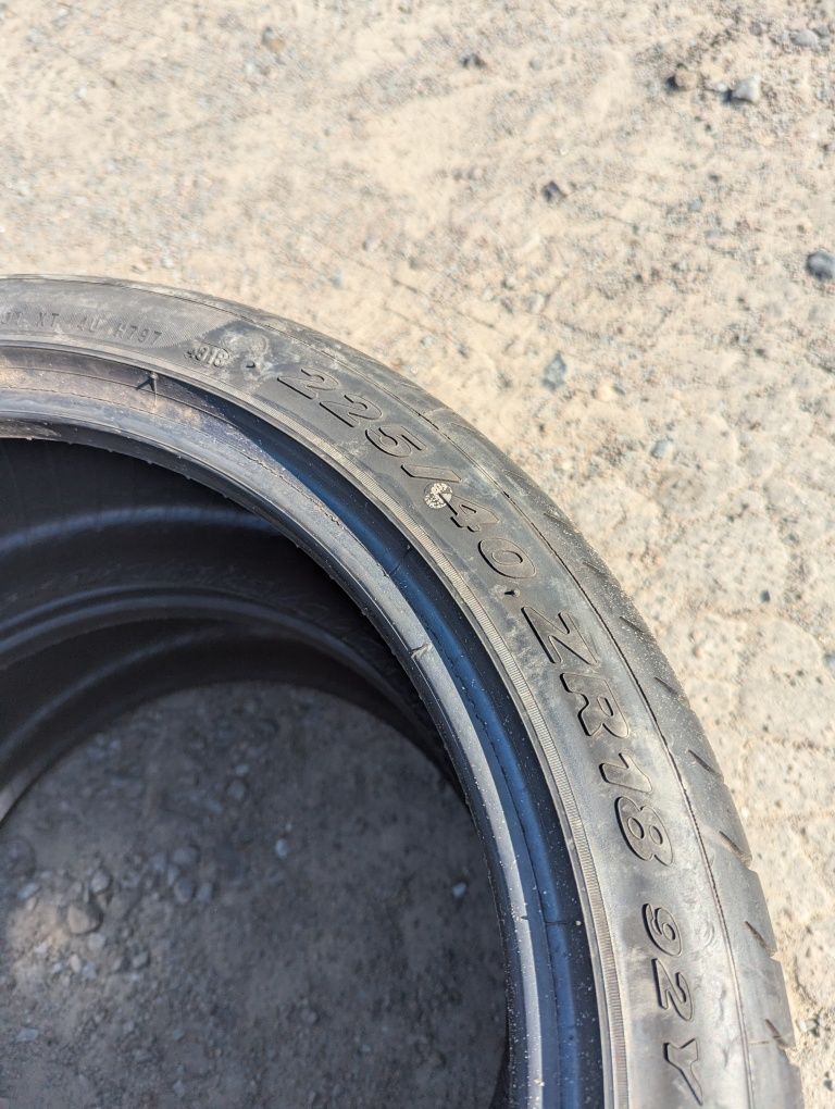 225/40R18 Pirelli