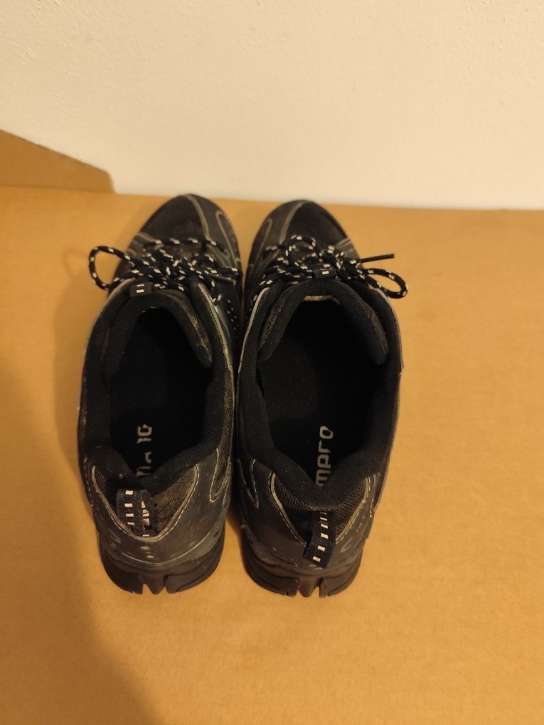 Sapatos encaixe Shimano mt32