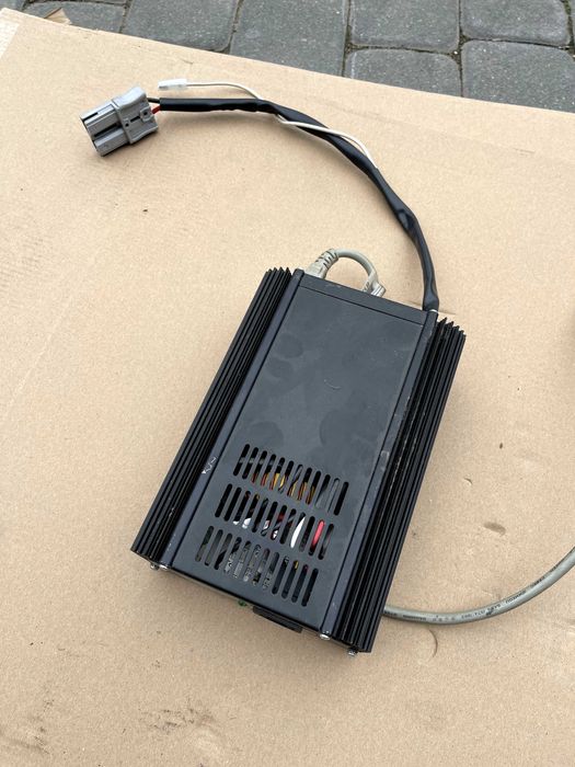 Prostownik ładowarka charger 24v