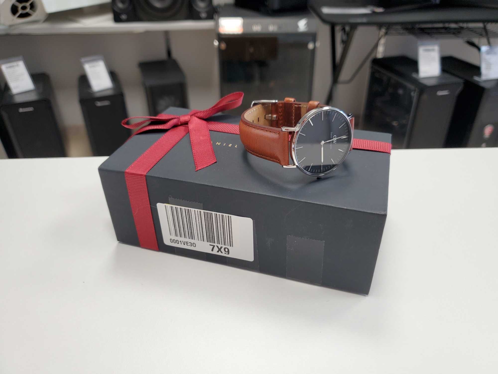 Zegarek damski Daniel Wellington CLASSIC B36S13