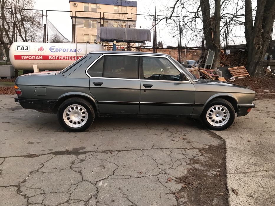 BMW 518i E28 1986