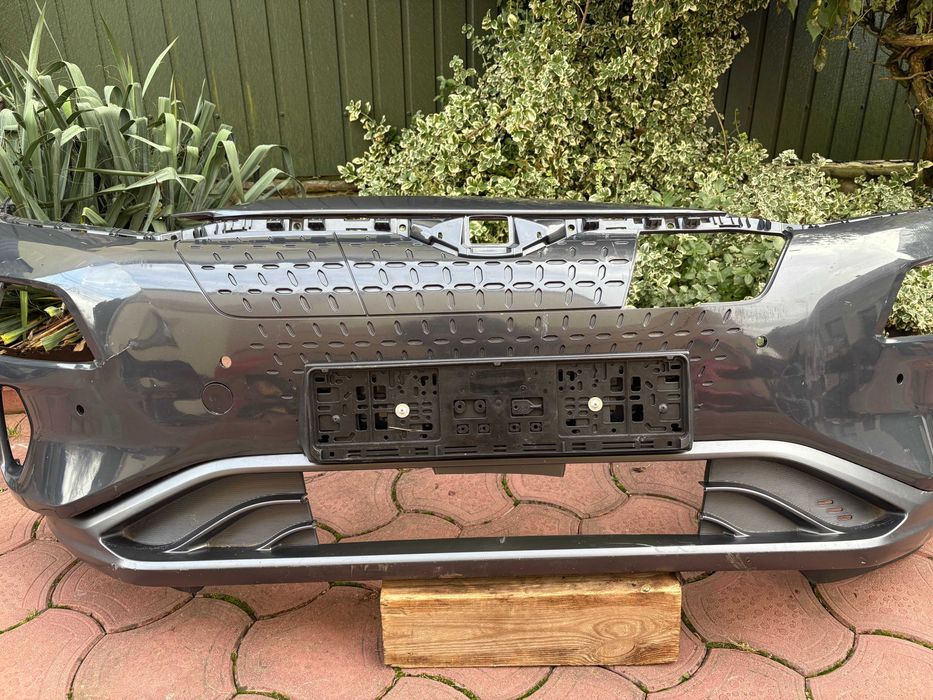 Hyundai Kona EV 2017 бампер передній в наявності