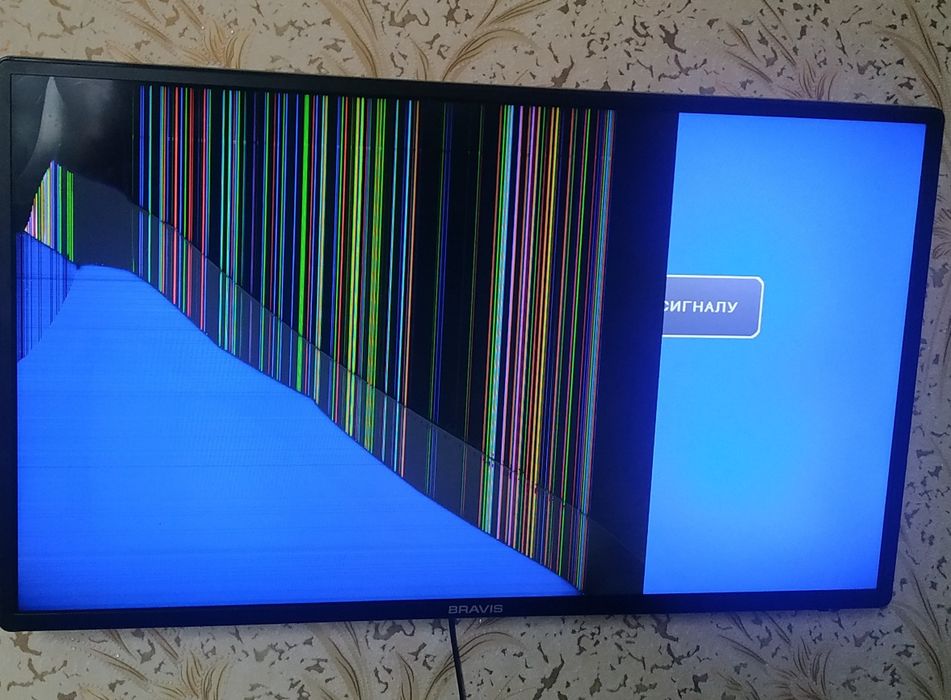 Телевізор на запчастини.