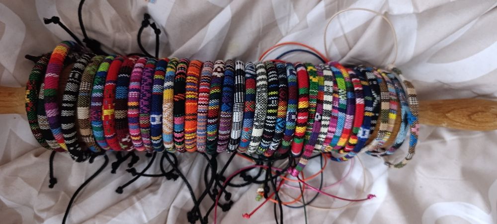 Peru plecione bransoletki