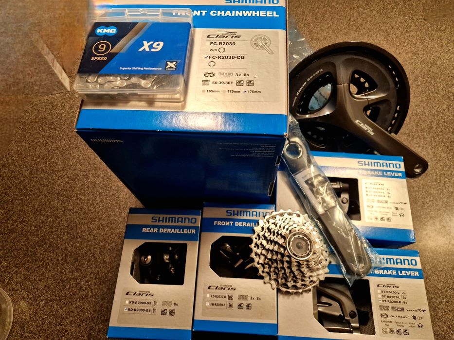 Grupa CLARIS R2000 3x8 NOWA. Klamkomanetki na prostą kierownicę!