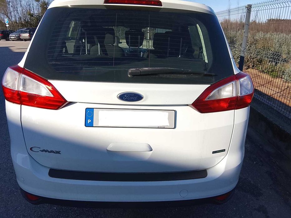 Ford C Max - 7 lugares adaptado a GPL - região de Aveiro