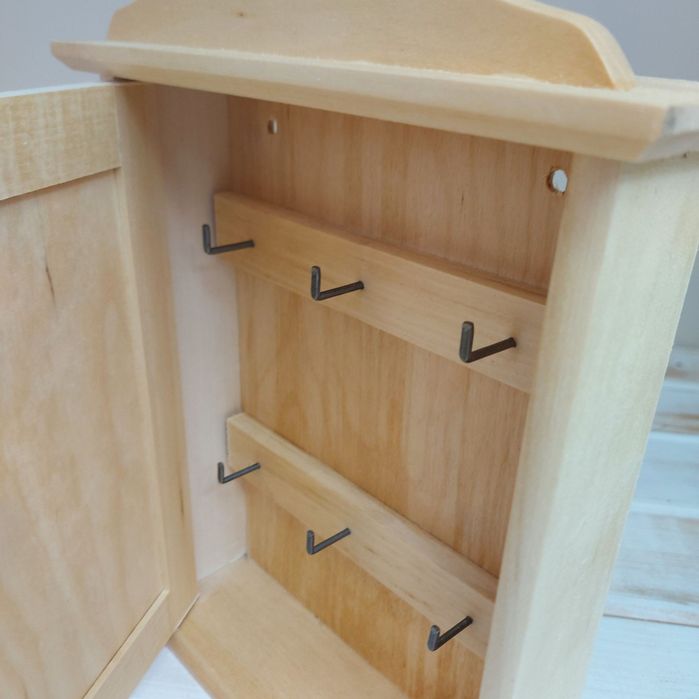 Szafka Na Klucze Do Przedpokoju Drewniana Skrzynka Drzewko