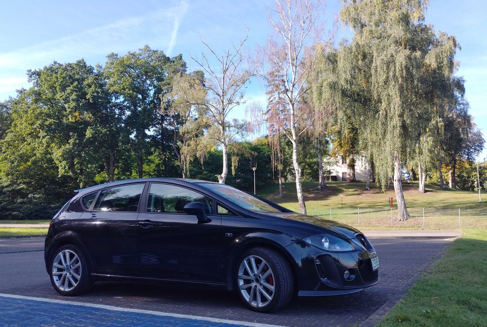 Seat LEON 1P polift ms design 12 lat w jedynch rękach