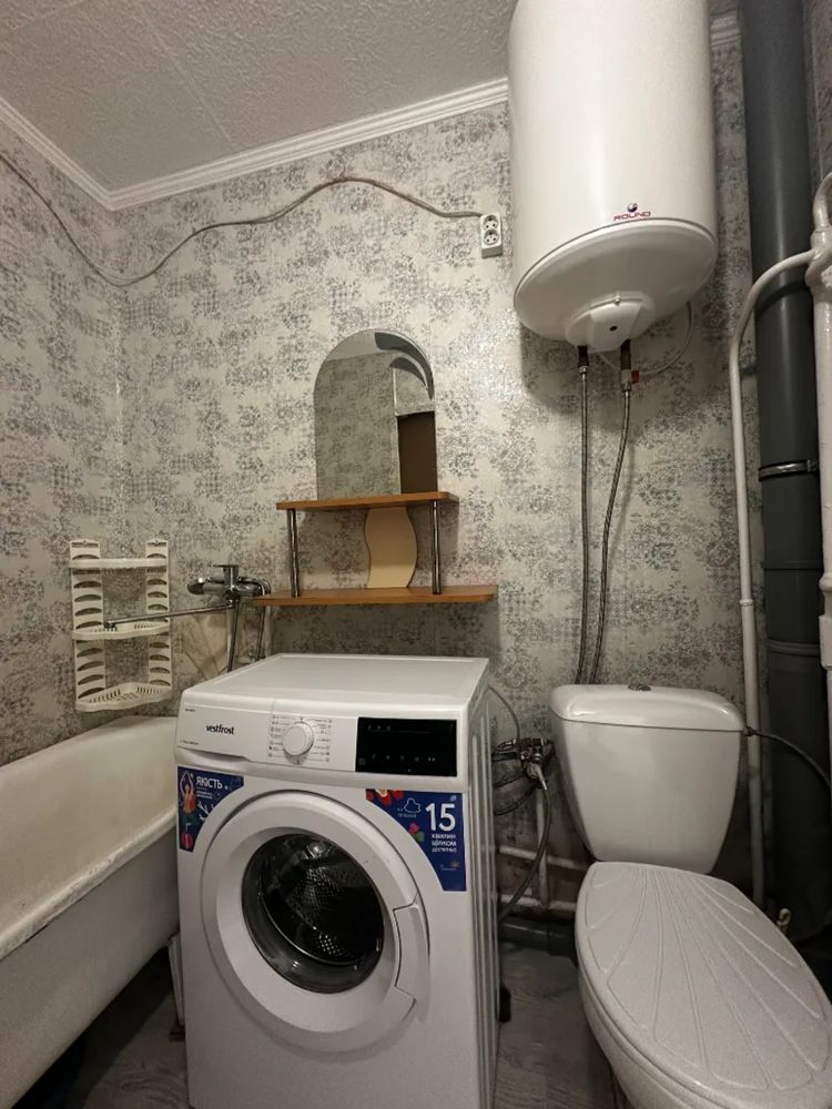 Продам 1к квартиру на Тополе