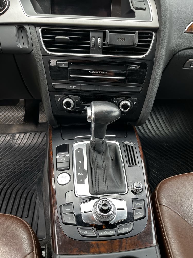 Audi a4 b8 2.0 tfsi s-line