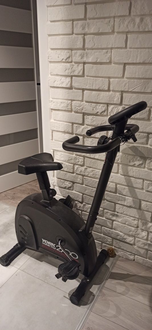 Rower stacjonarny ,rowerek magnetyczny YORK HOMECYCLE 2700